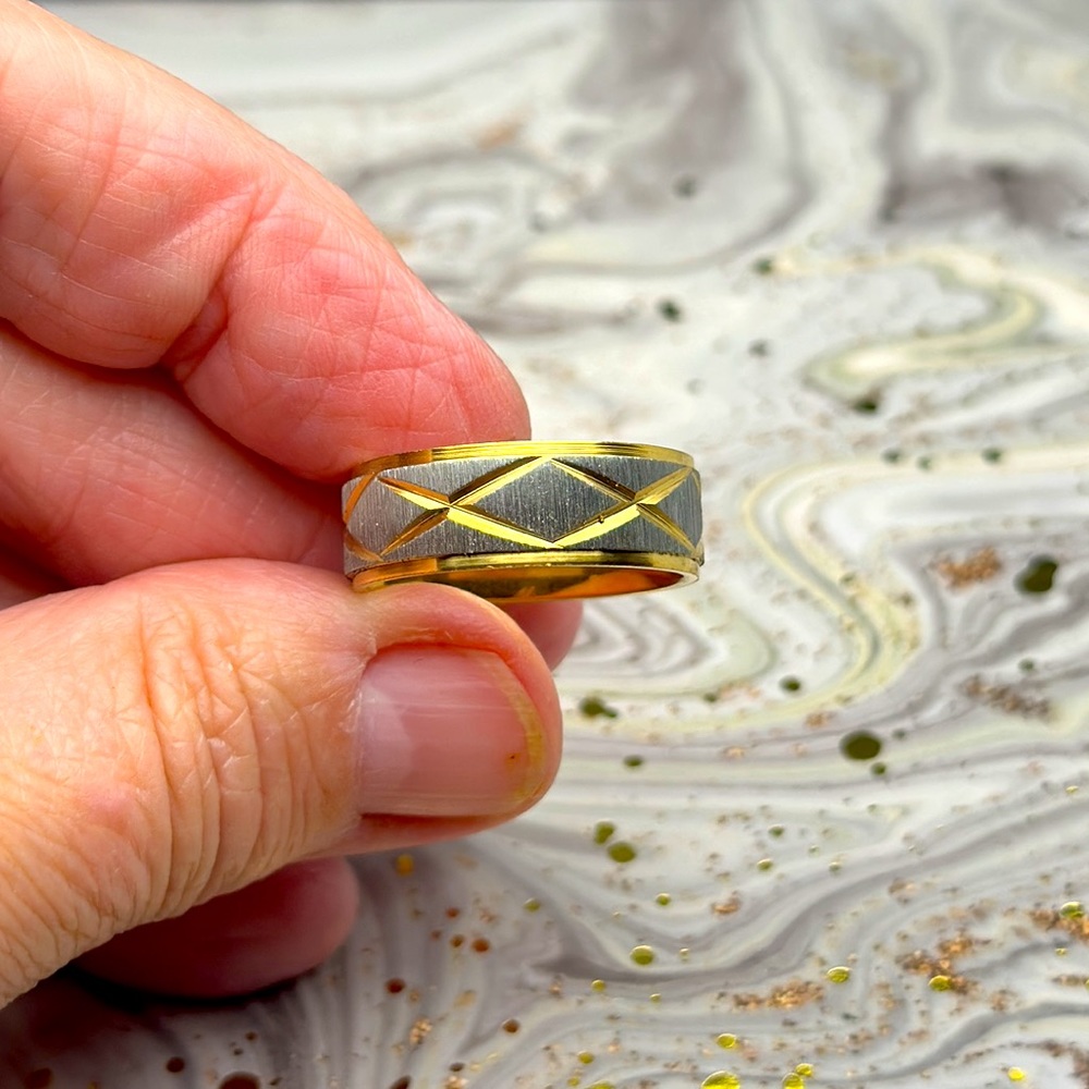 Gold & Silver Ring, Men’s or Women’s Band